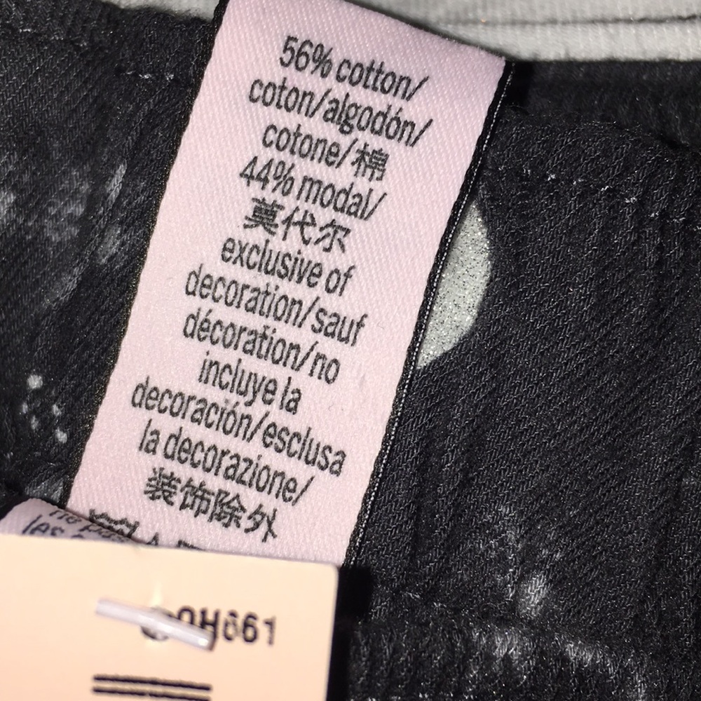 New Victoria’s Secret Pajamas Sleep Pants Medium - Picture 7 of 8